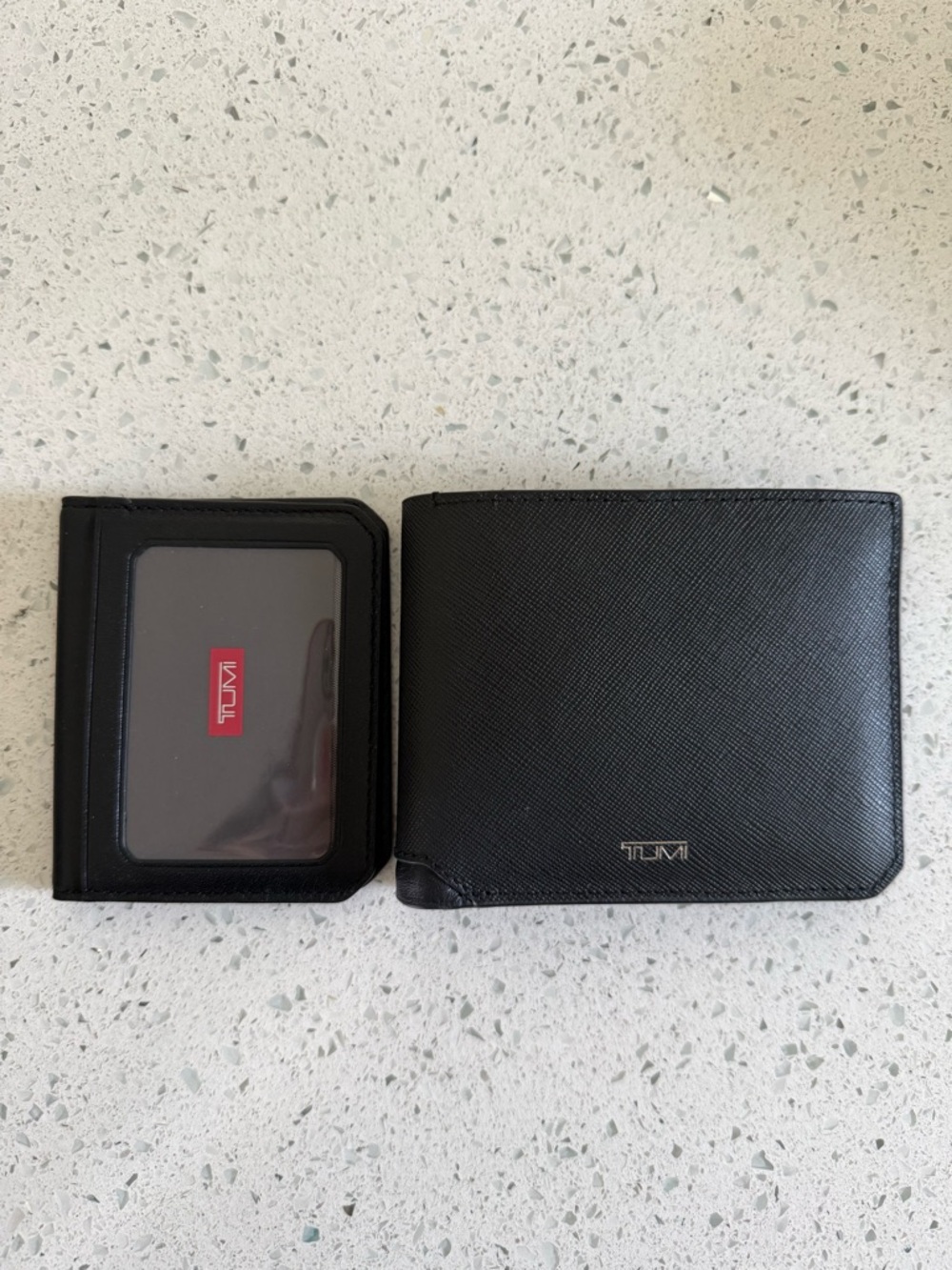 Tumi Mason Wallet with Double Fold and Global Passcard Holder Black